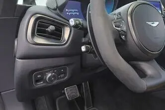 Aston Martin DBS, 5.2, 533 kW, benzīns, automātiskā, aizmugurējā piedziņa