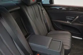 Bentley Flying Spur, 460 kW, bensiin, automaat, nelikvedu