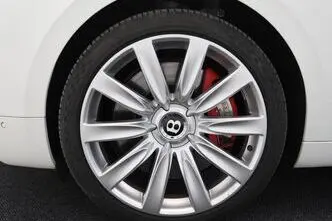 Bentley Flying Spur, 460 kW, bensiin, automaat, nelikvedu