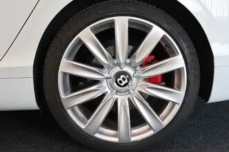 Bentley Flying Spur, 460 kW, bensiin, automaat, nelikvedu