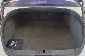 Bentley Flying Spur, 460 kW, bensiin, automaat, nelikvedu