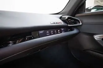 Ferrari 296, 3.0, 488 kW, hübriid, automaat, tagavedu