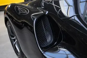 Ferrari 296, 3.0, 488 kW, hübriid, automaat, tagavedu