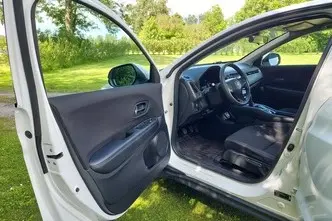 Honda HR-V, 1.6, 88 kW, дизель, механическая, передний привод