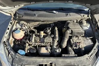 Škoda Roomster, 1.2, 63 kW, bensiin, manuaal, esivedu