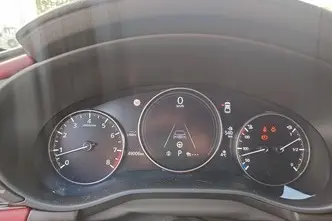 Mazda 3, 2.0, 137 kW, гибрид, автомат, передний привод
