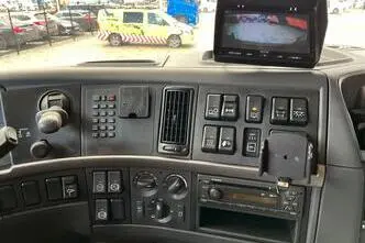 Volvo FM 420 6x2*4, 315 kW, дизель, автомат