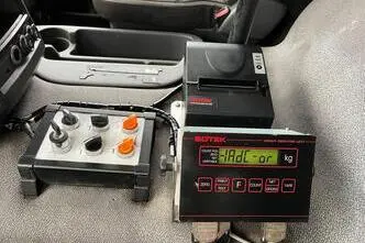 Volvo FM 420 6x2*4, 315 kW, дизель, автомат