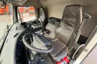 Volvo FM 420 6x2*4, 315 kW, дизель, автомат