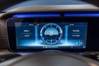 Mercedes-Benz E 220, 2.0, 143 kW, diesel, automatic, rear-wheel drive