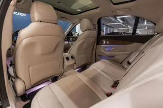 Mercedes-Benz E 220, 2.0, 143 kW, diesel, automatic, rear-wheel drive