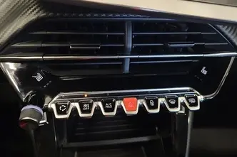 Peugeot 208, 1.2, 74 kW, bensiin, automaat, esivedu