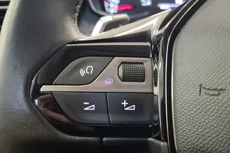 Peugeot 208, 1.2, 74 kW, bensiin, automaat, esivedu