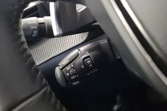 Peugeot 208, 1.2, 74 kW, bensiin, automaat, esivedu