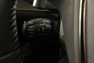 Peugeot 2008, 1.2, 96 kW, bensiin, automaat, esivedu