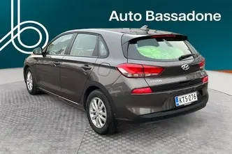 Hyundai i30, 1.4, 103 kW, bensiin, automaat, esivedu
