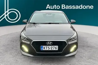 Hyundai i30, 1.4, 103 kW, bensiin, automaat, esivedu