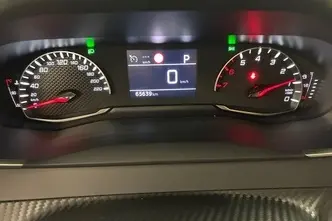 Peugeot 2008, 1.2, 96 kW, bensiin, automaat, esivedu