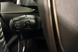 Peugeot 2008, 1.2, 96 kW, bensiin, automaat, esivedu