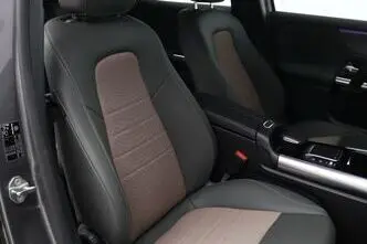 Mercedes-Benz EQA 250, 80 kW, elekter, automaat, esivedu