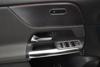 Mercedes-Benz EQA 250, 80 kW, elekter, automaat, esivedu