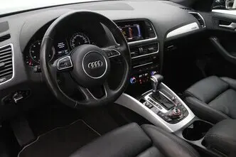 Audi Q5, 2.0, 132 kW, petrol, automatic, four-wheel drive