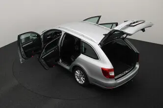 Škoda Superb, 1.6, 77 kW, diesel, manual, front-wheel drive