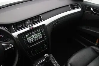 Škoda Superb, 1.6, 77 kW, diesel, manual, front-wheel drive