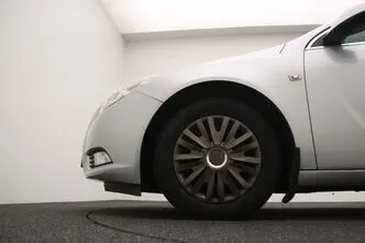 Opel Insignia, 1.8, 103 kW, petrol, manual, front-wheel drive