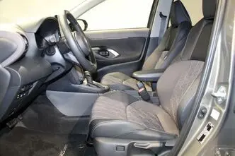 Toyota Yaris Cross, 1.5, 68 kW, hübriid, automaat, nelikvedu