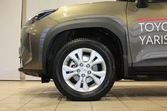 Toyota Yaris Cross, 1.5, 68 kW, hübriid, automaat, nelikvedu