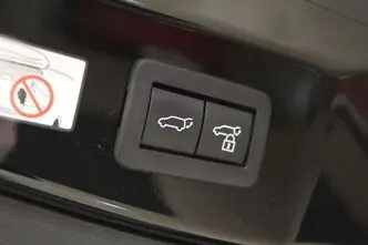 Toyota C-HR, 2.0, 111 kW, pistikhübriid, automaat, esivedu