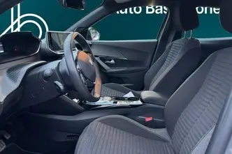 Peugeot 2008, elekter, automaat, esivedu