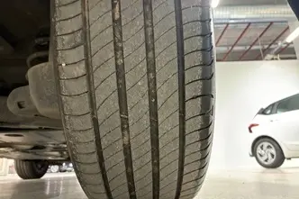 Peugeot 5008, 1.2, 100 kW, hübriid, automaat, esivedu