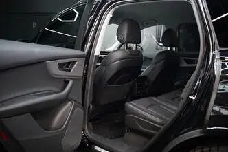 Audi Q7, 3.0, 170 kW, hibrīds, automātiskā, pilnpiedziņa