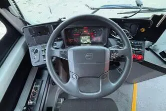 Volvo B5LH 7900 HYBRID 4x2, 177 kW, diisel, automaat