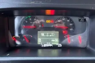 Volvo B5LH 7900 HYBRID 4x2, 177 kW, diisel, automaat