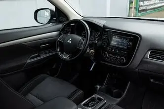 Mitsubishi Outlander, 2.0, 110 kW, bensiin, automaat, nelikvedu