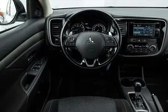 Mitsubishi Outlander, 2.0, 110 kW, bensiin, automaat, nelikvedu