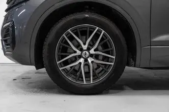 Volkswagen Touareg, 3.0, 210 kW, dīzelis, automātiskā, pilnpiedziņa