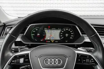 Audi e-tron, 300 kW, elekter, automaat, nelikvedu