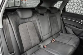 Audi e-tron, 300 kW, elekter, automaat, nelikvedu