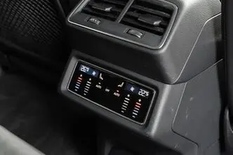 Audi e-tron, 300 kW, elekter, automaat, nelikvedu