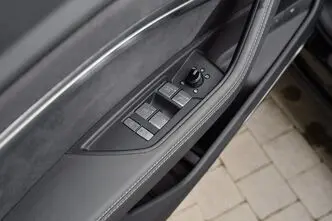 Audi e-tron, 373 kW, elekter, automaat, nelikvedu