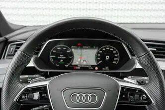 Audi e-tron, 373 kW, elekter, automaat, nelikvedu