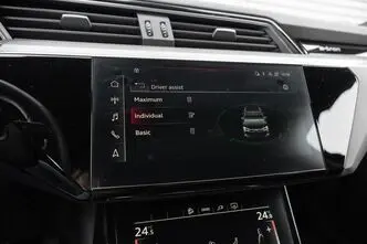 Audi e-tron, 373 kW, elekter, automaat, nelikvedu