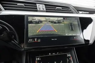 Audi e-tron, 373 kW, elekter, automaat, nelikvedu