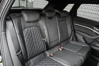 Audi e-tron, 373 kW, elekter, automaat, nelikvedu