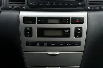 Toyota Corolla, 1.6, 81 kW, bensiin, automaat, esivedu