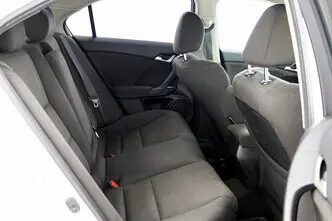 Honda Accord, 2.0, 115 kW, bensiin, automaat, esivedu